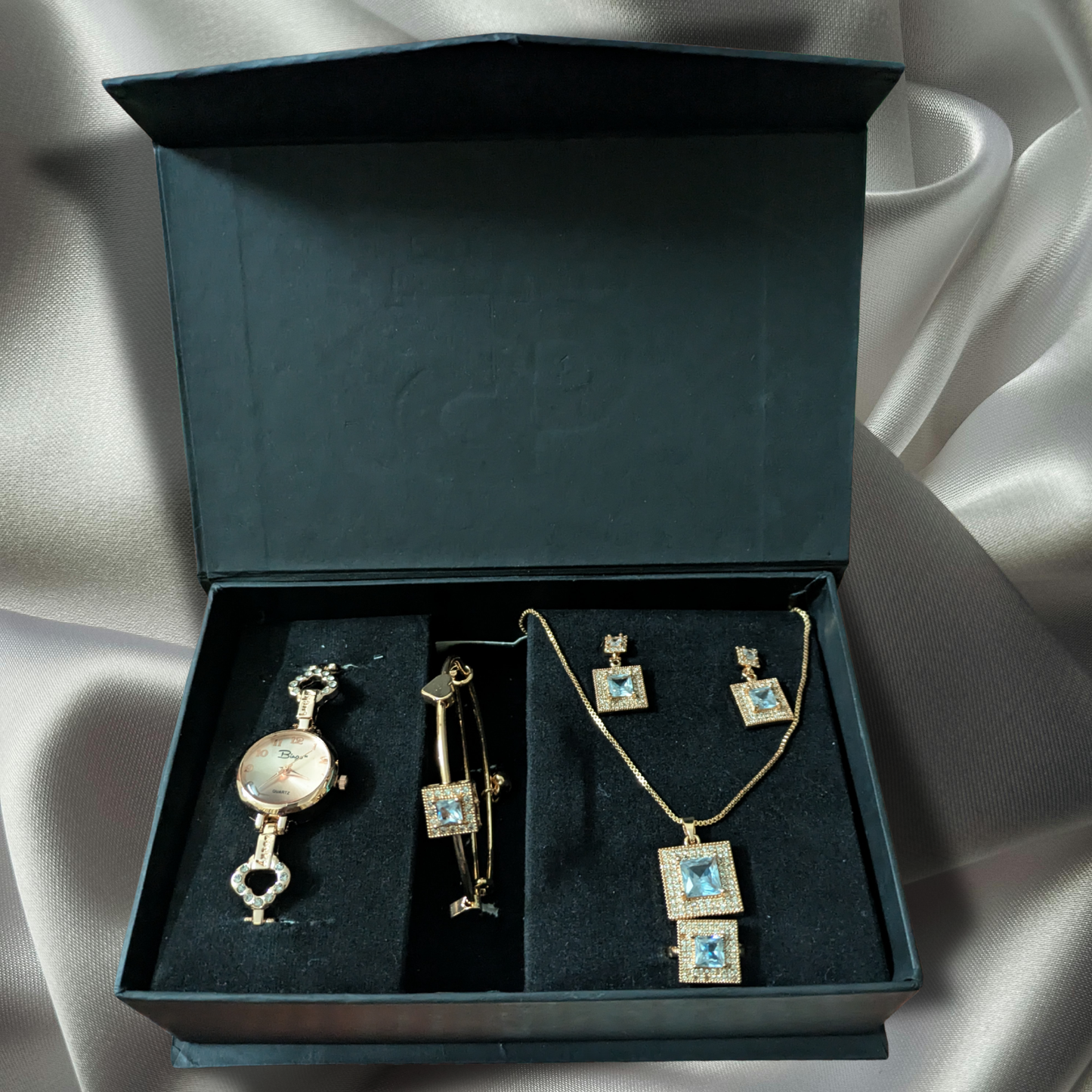 6 PCS Rose Gold Elegant Jewellery Gift Pack