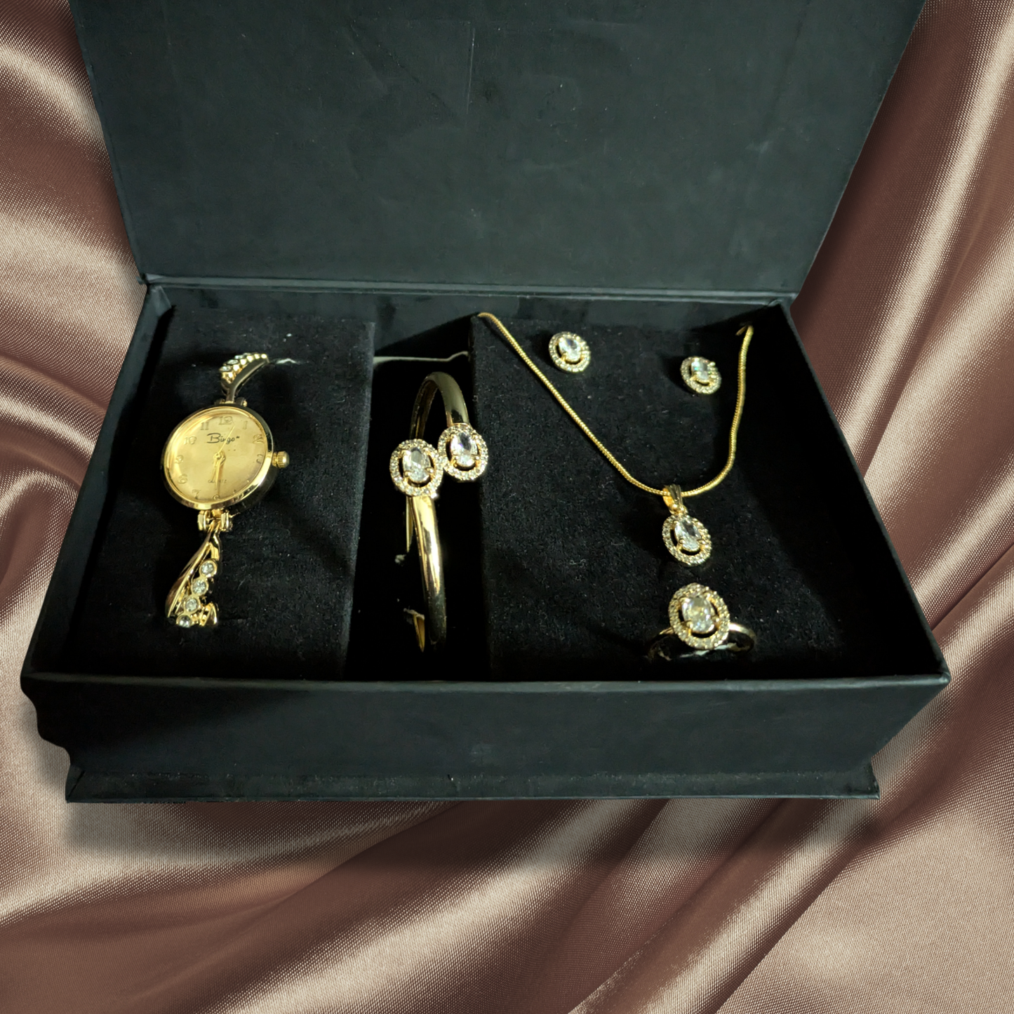 6 PCS Golden Elegant Jewellery Gift Pack
