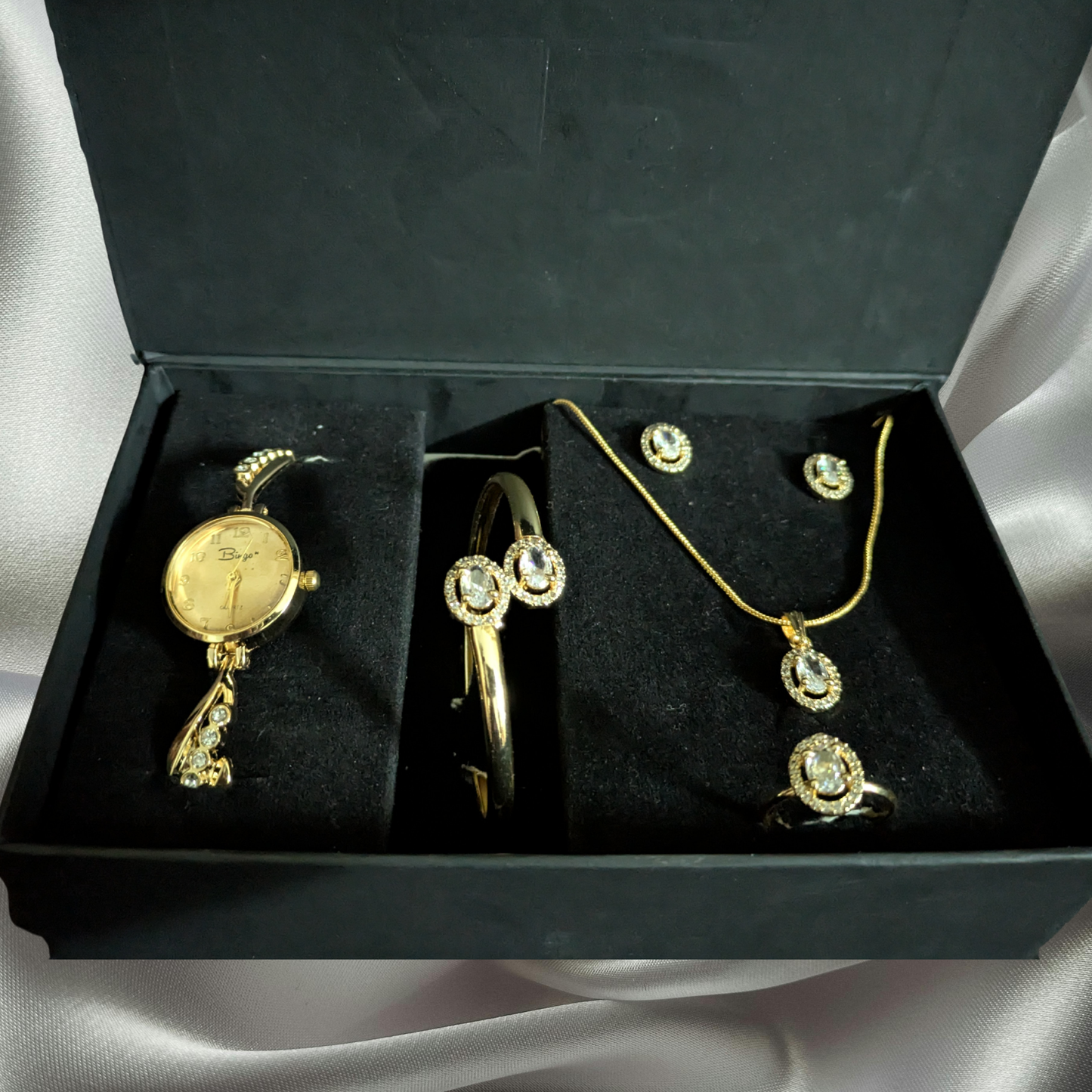 6 PCS Golden Elegant Jewellery Gift Pack